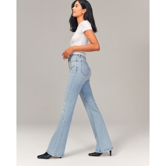Abercrombie & Fitch Denim - Abercrombie & Fitch The 70s Vintage Flare Ultra High Rise